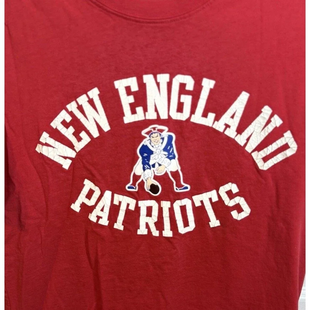 Nike New England Patriots Throwback Shirt - Pat Patriot Red Tee - Mens Medium